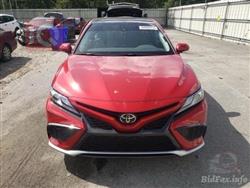 تۆیۆتا کامری